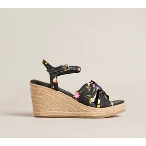 Ted Baker Cardone Wedge Sz 38.5